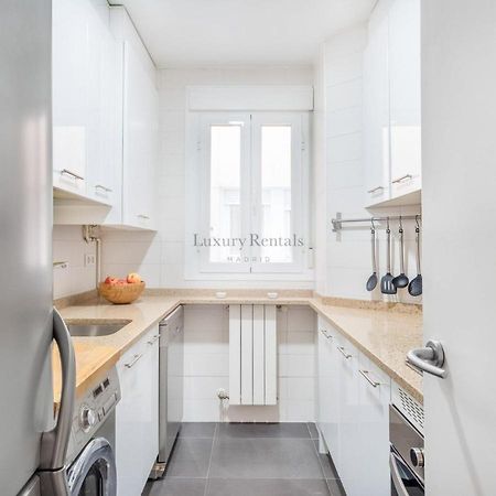 Charming 2-Bedroom Apartment In Retiro Perfect Madrid Location Esterno foto