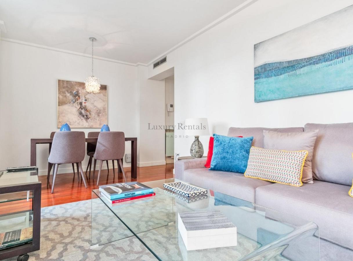 Charming 2-Bedroom Apartment In Retiro Perfect Madrid Location Esterno foto